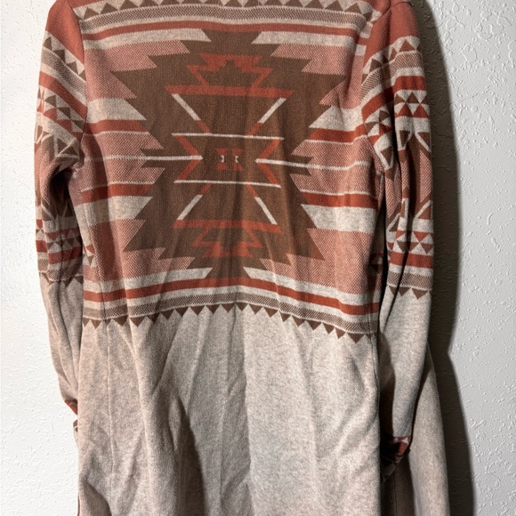 Women's Geometric Pattern Cardigan - Beige and Brown - Picture 6 of 7